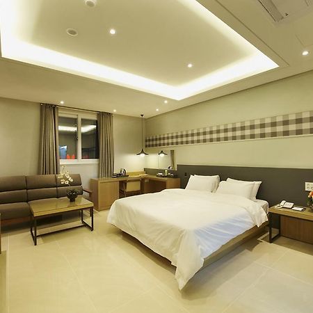 Hotel B Gwangju Metropolitan City Ngoại thất bức ảnh
